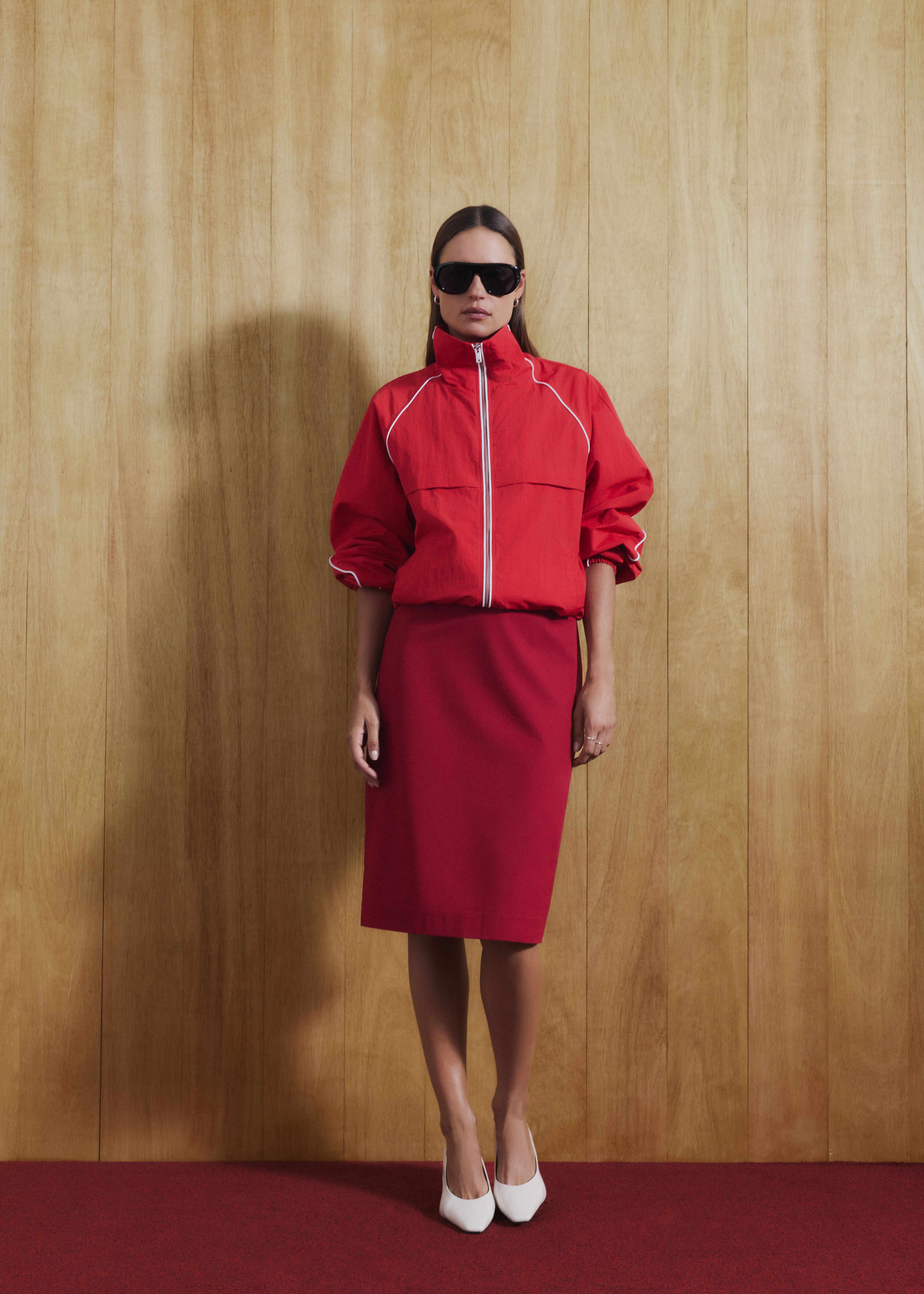 Sportsluxe ovládá podzim. M&S ukazuje, jak spojit sportovní styl s elegancí