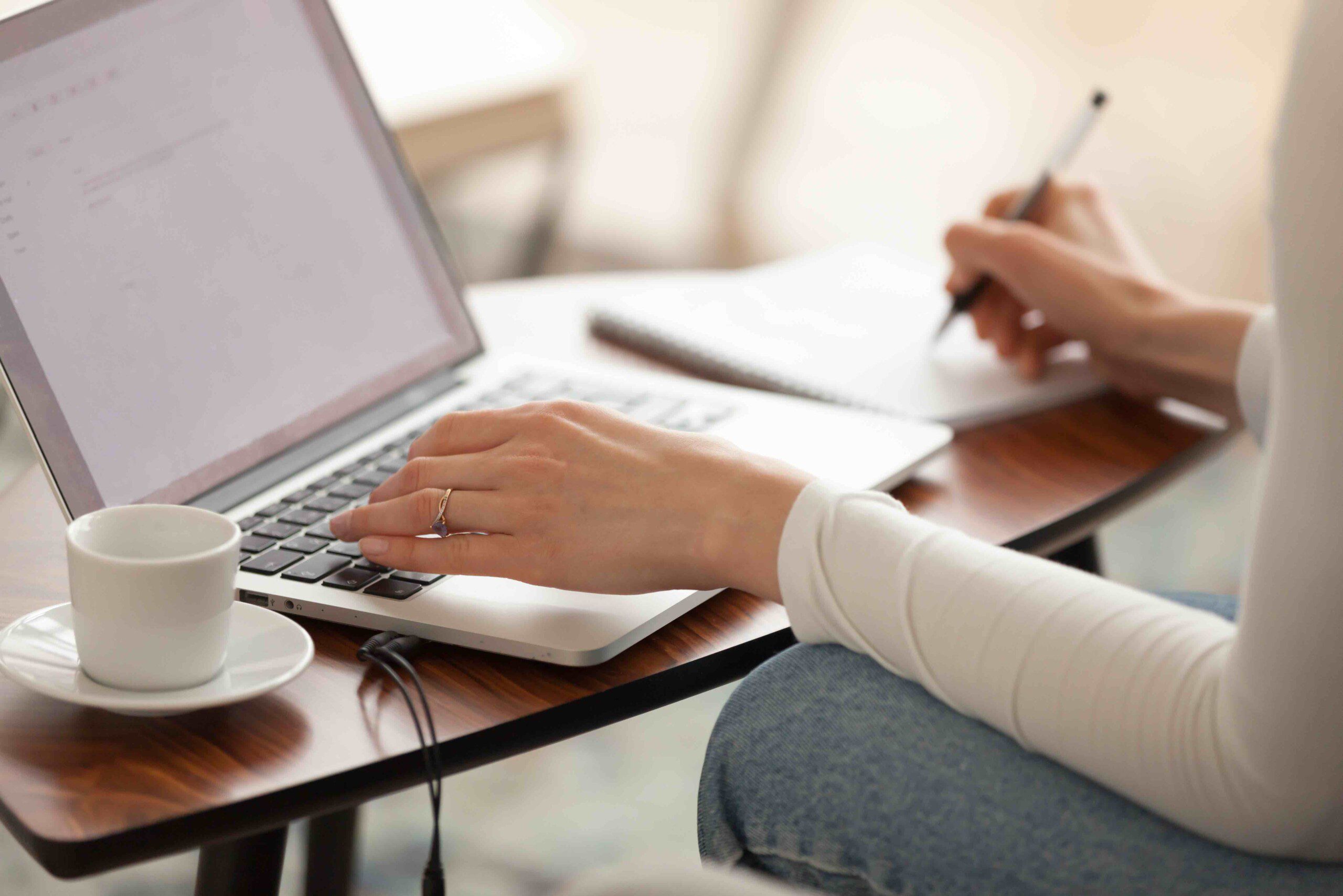 Napsat blog